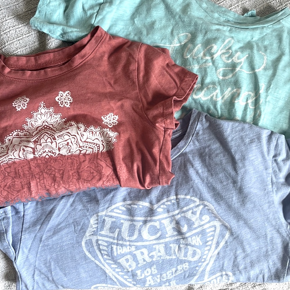 3 Lucky Brand shirts